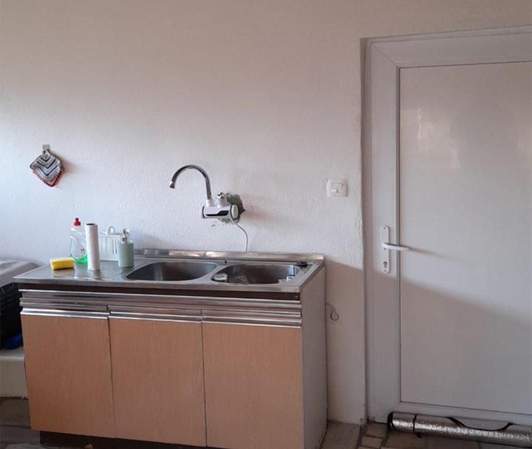 Appartement Kamena Kuca Family Rodin à Čapljina Extérieur photo